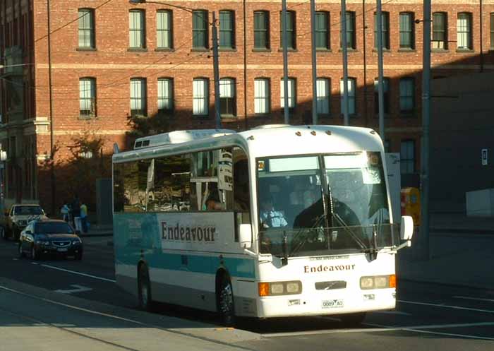 Endeavour Volvo B10MSE Volgren 0889AO